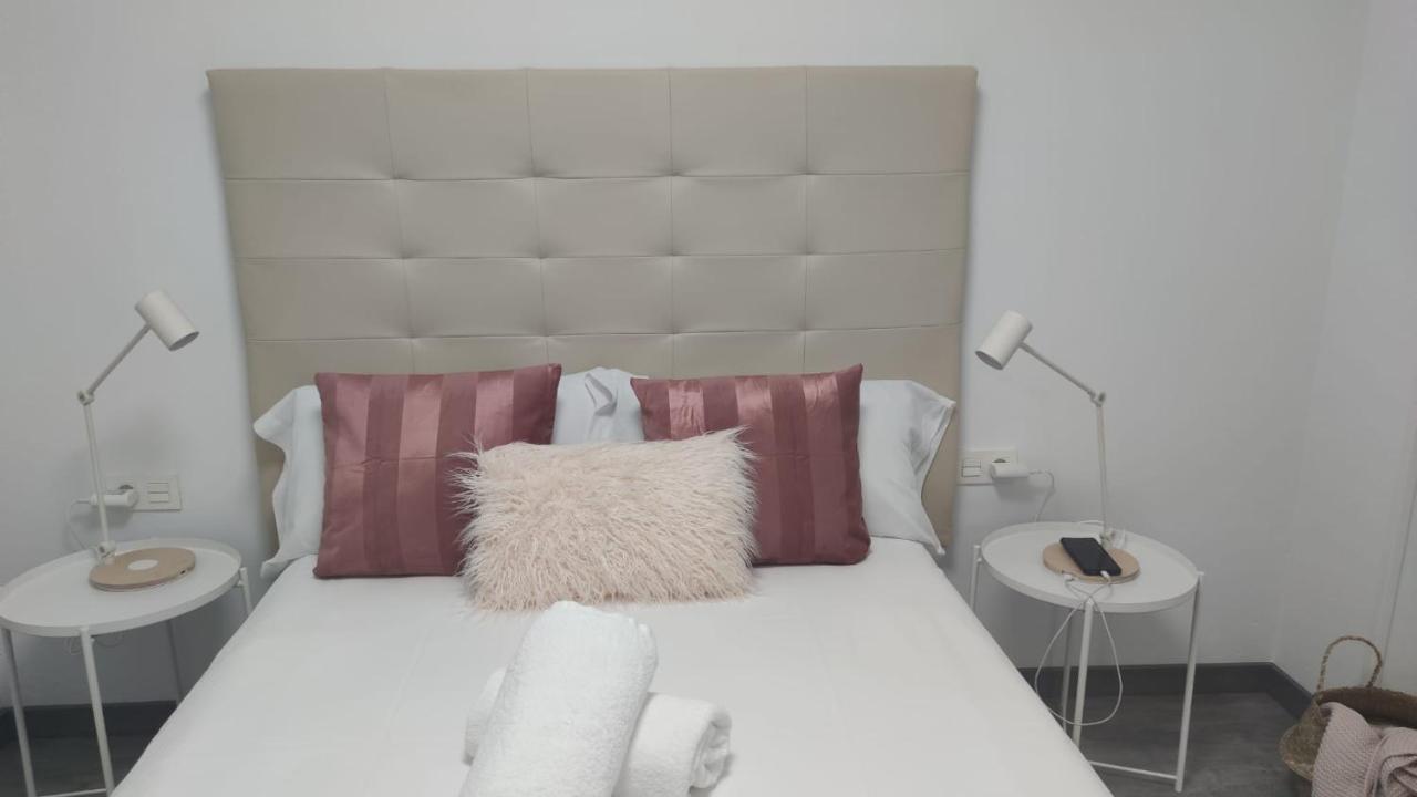 אוביידו Casa Gascona Con Parking, Wifi Y Netflix Gratis!! By Delabra Apartments מראה חיצוני תמונה