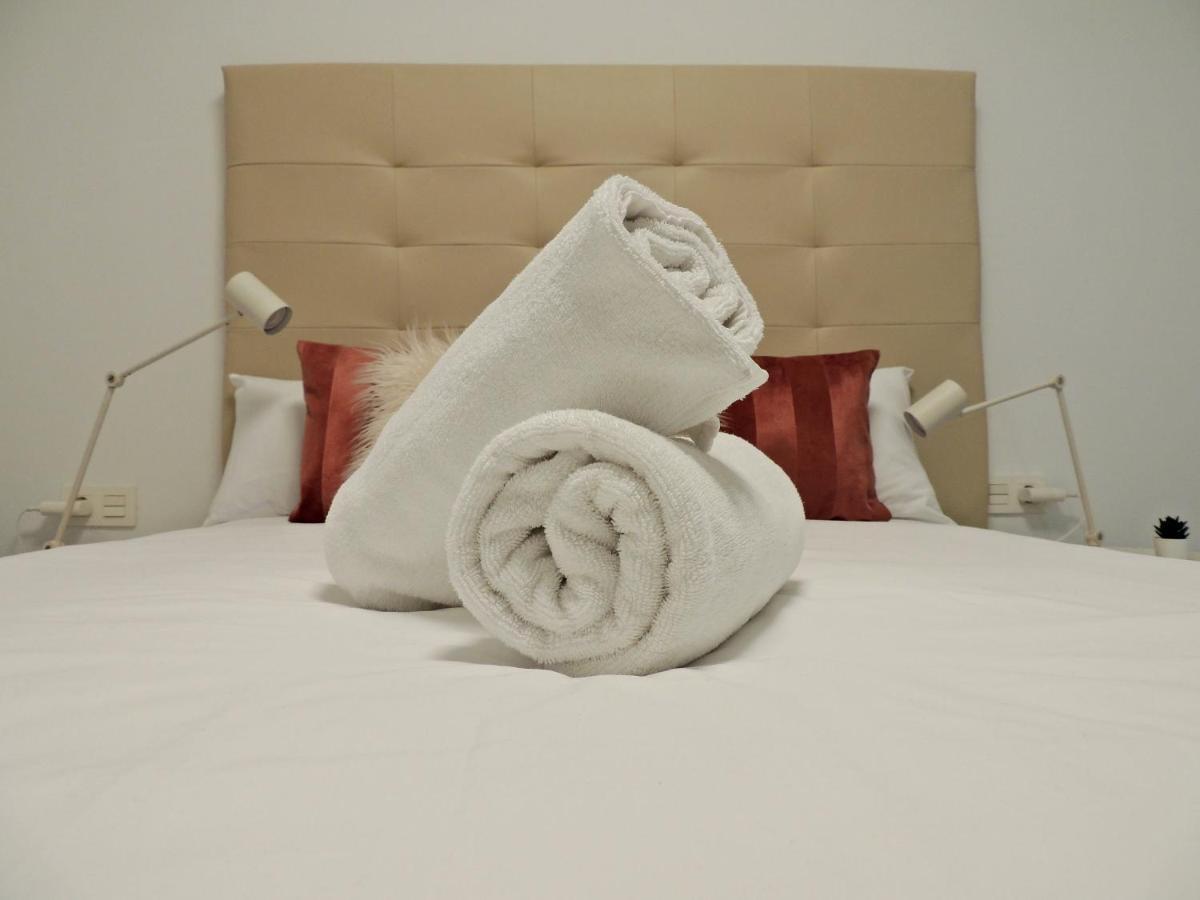 אוביידו Casa Gascona Con Parking, Wifi Y Netflix Gratis!! By Delabra Apartments מראה חיצוני תמונה